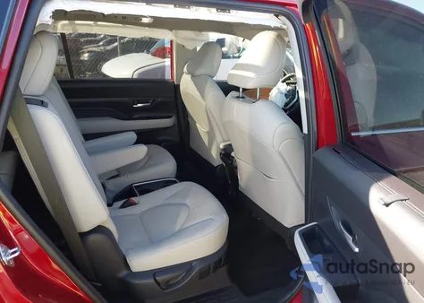 2024 Toyota Grand Highlander Platinum из США, поврежденный, VIN 5TDAAAB5XRS057185